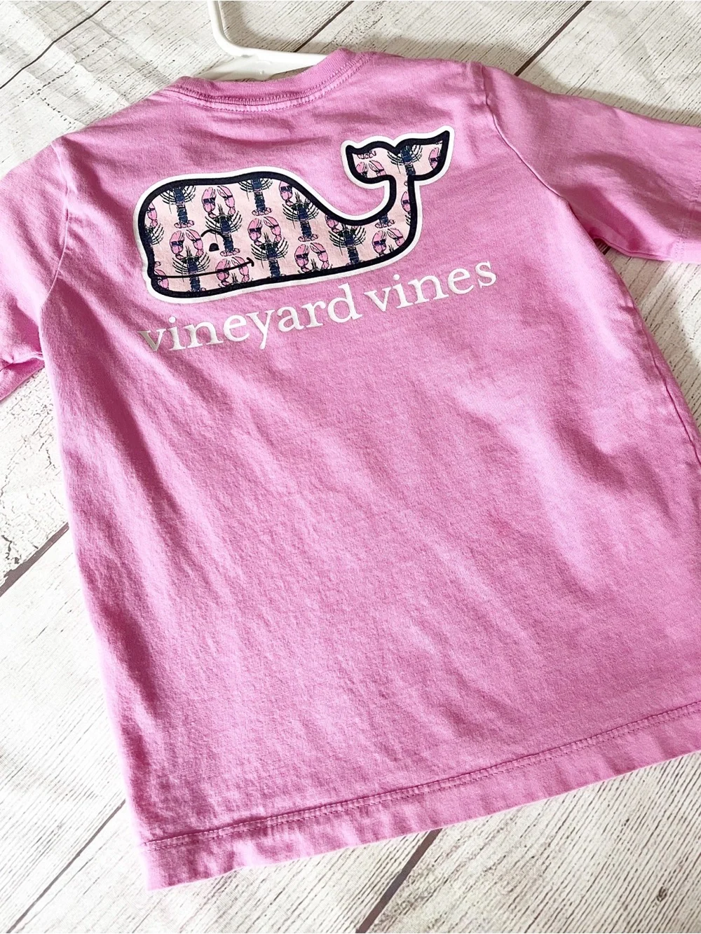 Vineyard Vines girls pink whale 🐳 logo pocket T-shirt